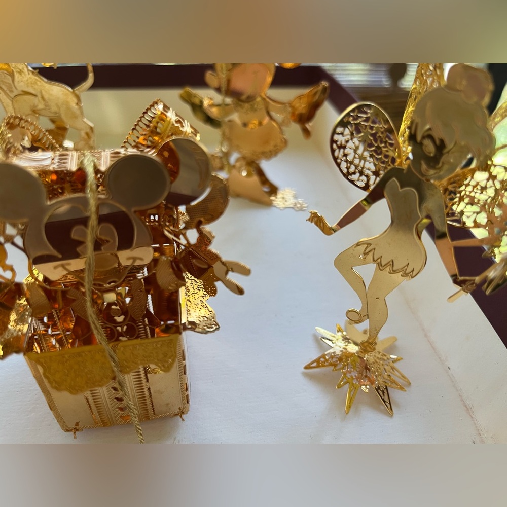 Vintage 1997 Danbury Mint Disney Christmas Gold Ornament Collection Set  of 12 - Picture 5 of 7